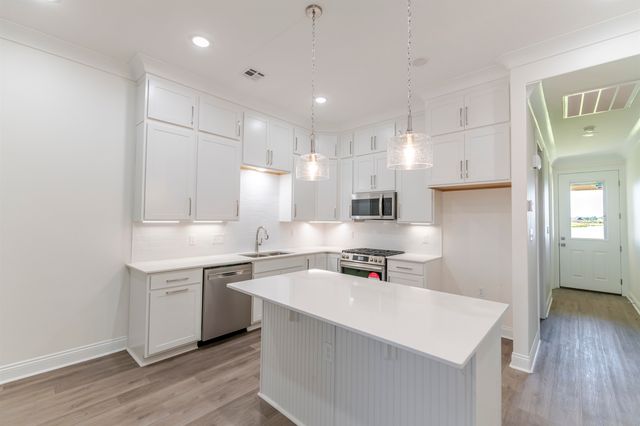 123 Emerson Drive, Houma, LA 70360