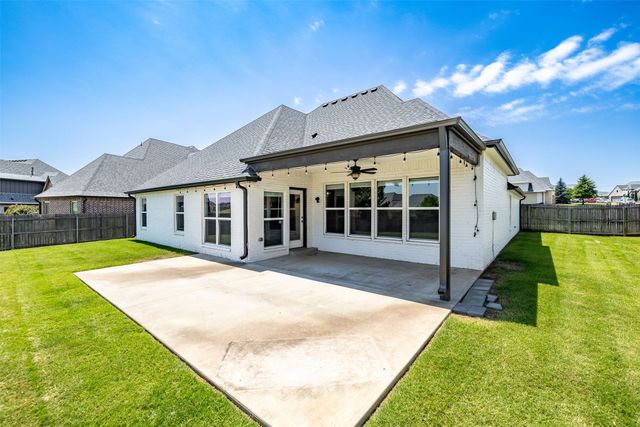 421 E 127th Place S, Jenks, OK 74037