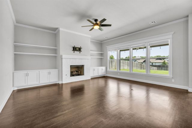 421 E 127th Place S, Jenks, OK 74037
