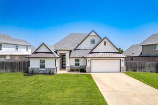 421 E 127th Place S, Jenks, OK 74037