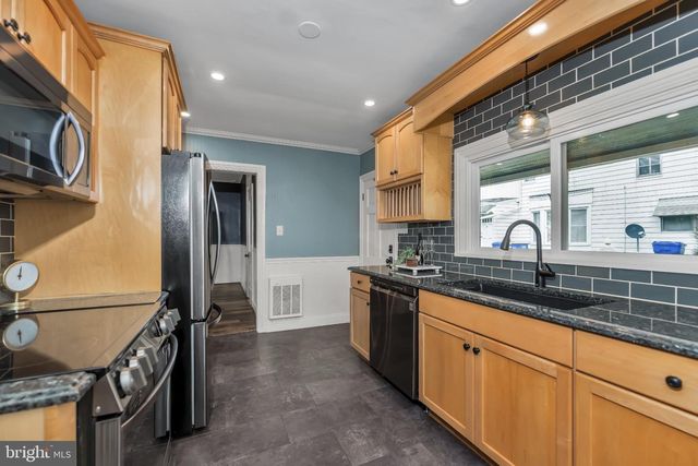419 W KELLER STREET, Mechanicsburg, PA 17055