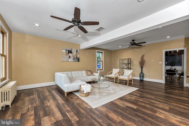 419 W KELLER STREET, Mechanicsburg, PA 17055