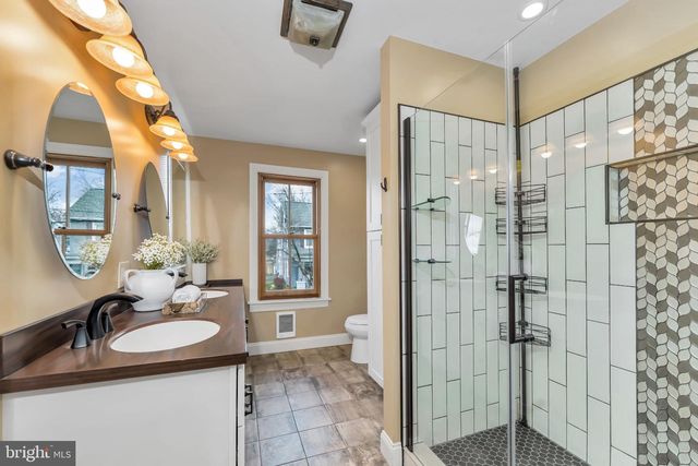 419 W KELLER STREET, Mechanicsburg, PA 17055