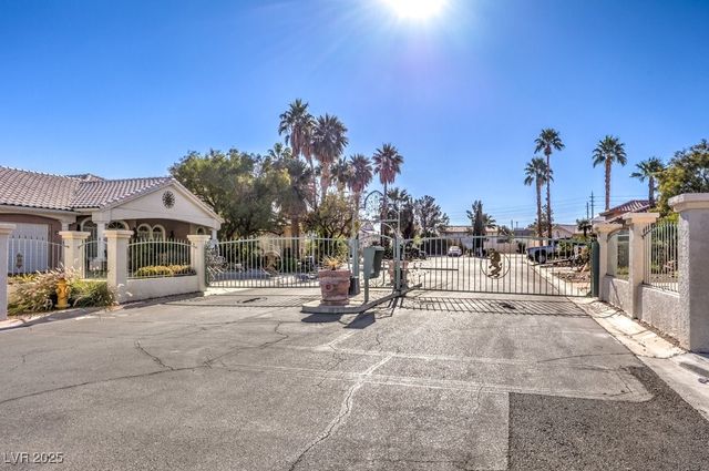 4515 Goen Way, Las Vegas, NV 89121