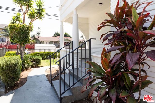 713 S Chicago Street, Los Angeles, CA 90023