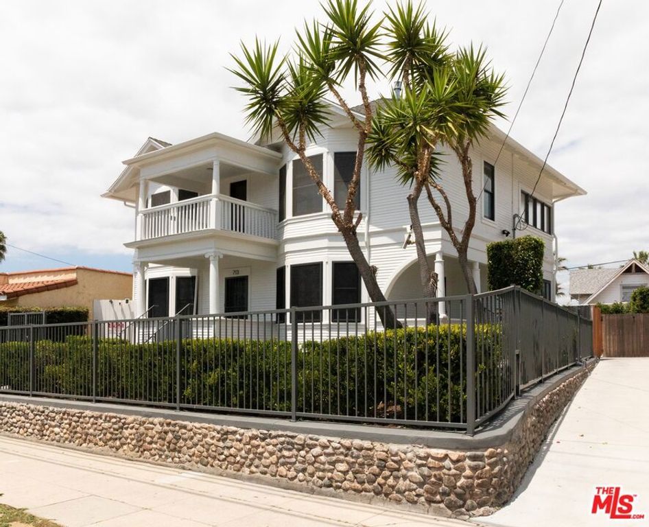 713 S Chicago Street, Los Angeles, CA 90023