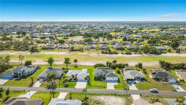 186 FAIRWAY ROAD, Rotonda West, FL 33947