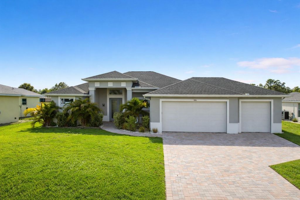 186 FAIRWAY ROAD, Rotonda West, FL 33947