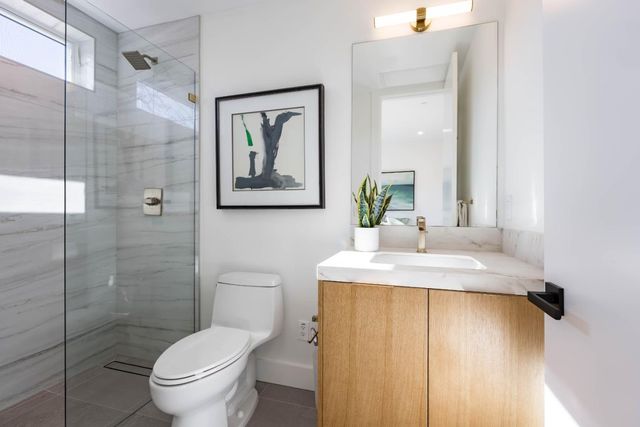 1686 Parkhills Avenue, Los Altos, CA 94024