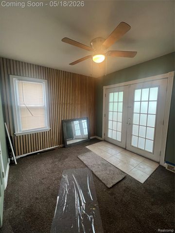 749 Crawford Street, Flint, MI 48507