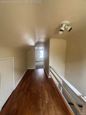749 Crawford Street, Flint, MI 48507