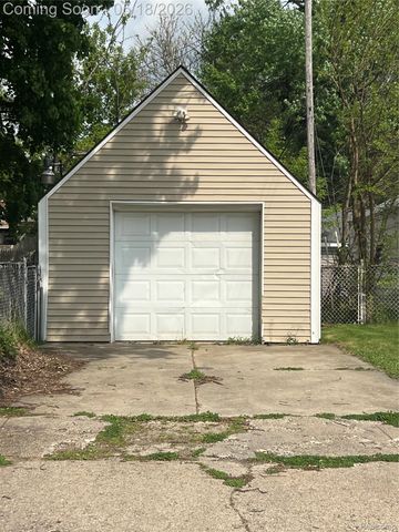 749 Crawford Street, Flint, MI 48507