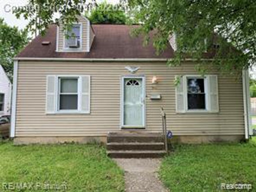 749 Crawford Street, Flint, MI 48507