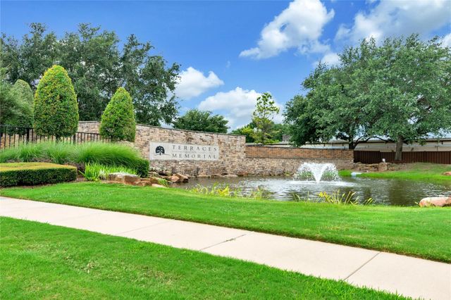 1139 Glenwood Canyon Lane, Houston, TX 77077
