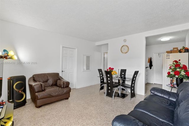2100 NW 24th St, Miami, FL 33142