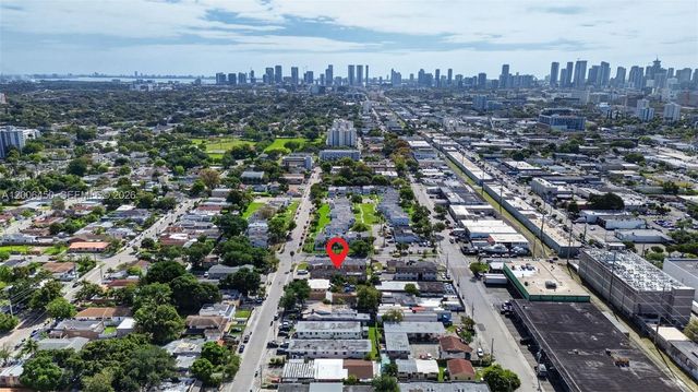 2100 NW 24th St, Miami, FL 33142