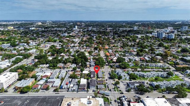 2100 NW 24th St, Miami, FL 33142