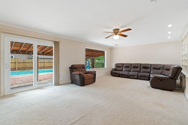 10688 Biscay Way, Rancho Cordova, CA 95670