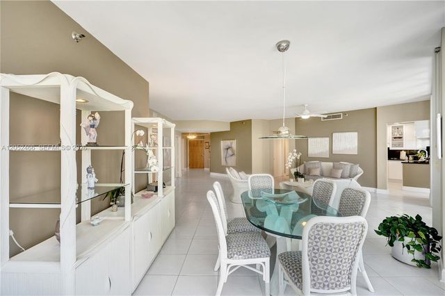 21150 Point Pl 805, Aventura, FL 33180