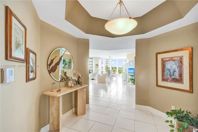 21150 Point Pl 805, Aventura, FL 33180