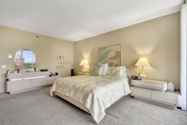 21150 Point Pl 805, Aventura, FL 33180
