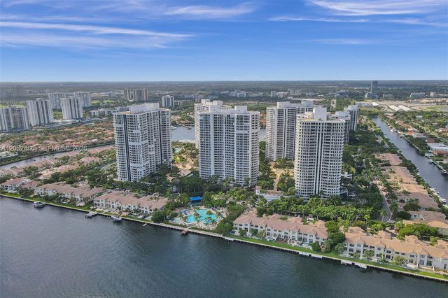21150 Point Pl 805, Aventura, FL 33180