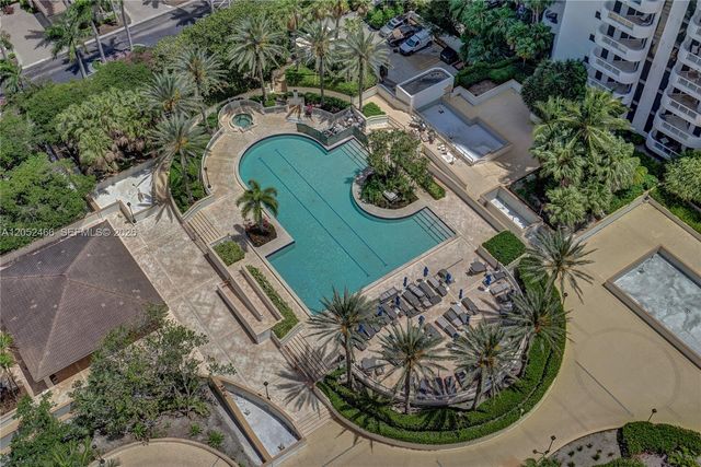 21150 Point Pl 805, Aventura, FL 33180