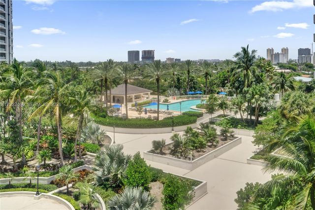 21150 Point Pl 805, Aventura, FL 33180