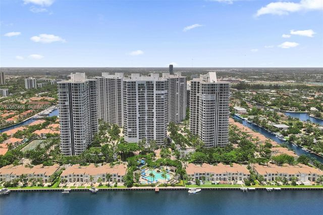 21150 Point Pl 805, Aventura, FL 33180