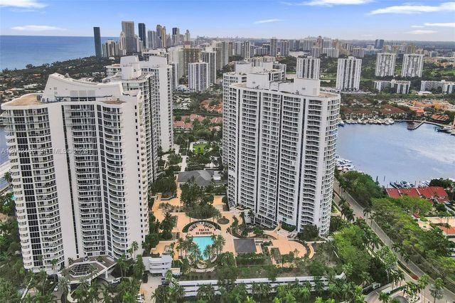 21150 Point Pl 805, Aventura, FL 33180