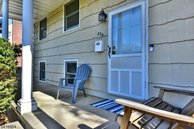 254 Godwin Ave, Wyckoff Twp., NJ 07481