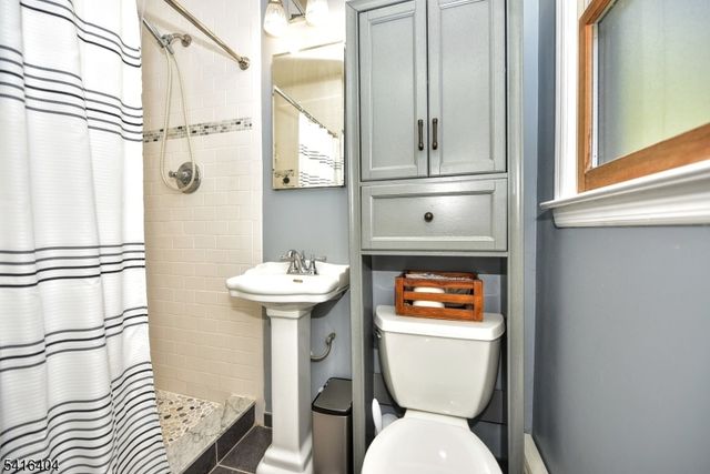 254 Godwin Ave, Wyckoff Twp., NJ 07481