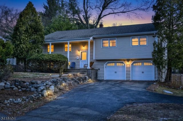 254 Godwin Ave, Wyckoff Twp., NJ 07481