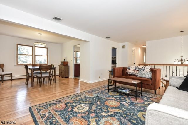 254 Godwin Ave, Wyckoff Twp., NJ 07481