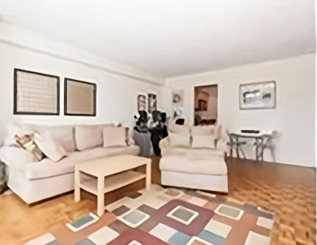 33 Pond Avenue 312, Brookline, MA 02445