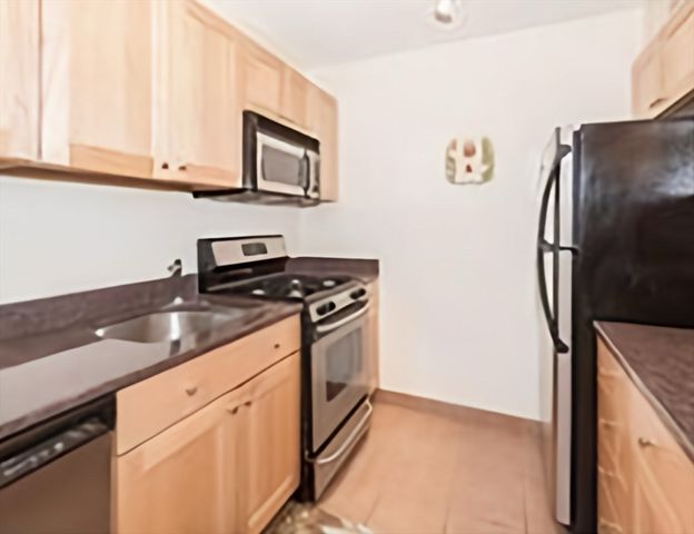 33 Pond Avenue 312, Brookline, MA 02445