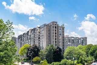 33 Pond Avenue 312, Brookline, MA 02445