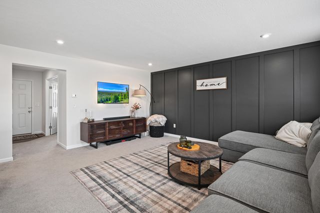 934 Darlington Creek Drive, Alexandria, KY 41001