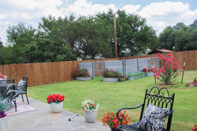 4403 Mountain Hollow Drive, Granbury, TX 76048