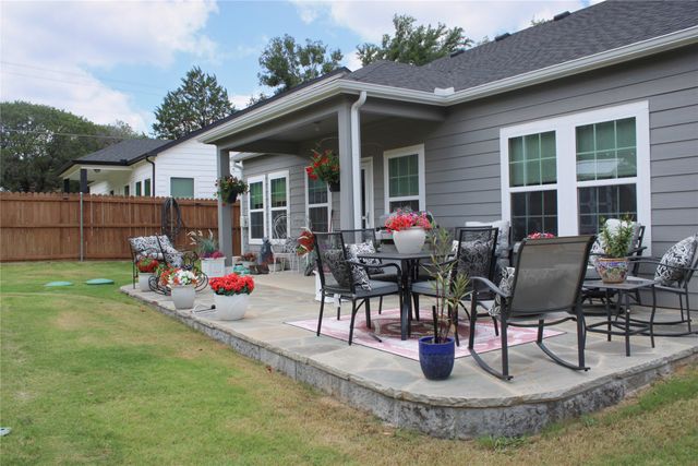 4403 Mountain Hollow Drive, Granbury, TX 76048