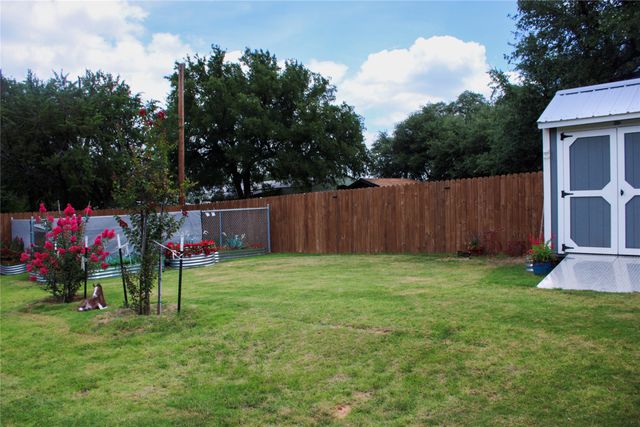 4403 Mountain Hollow Drive, Granbury, TX 76048
