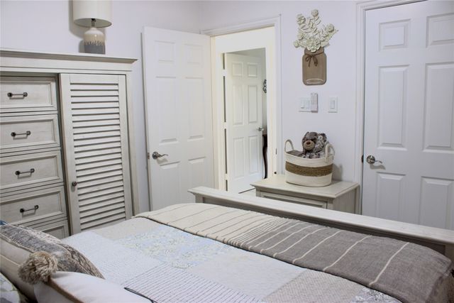 4403 Mountain Hollow Drive, Granbury, TX 76048
