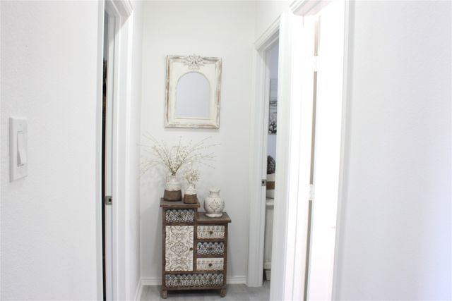 4403 Mountain Hollow Drive, Granbury, TX 76048