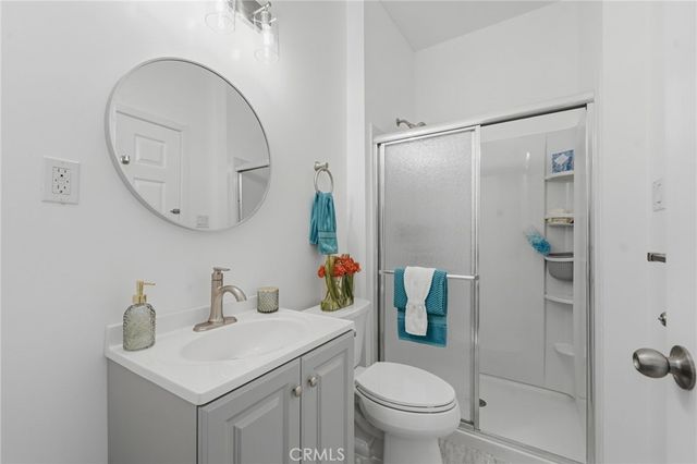 655 W 112th St, Los Angeles, CA 90044