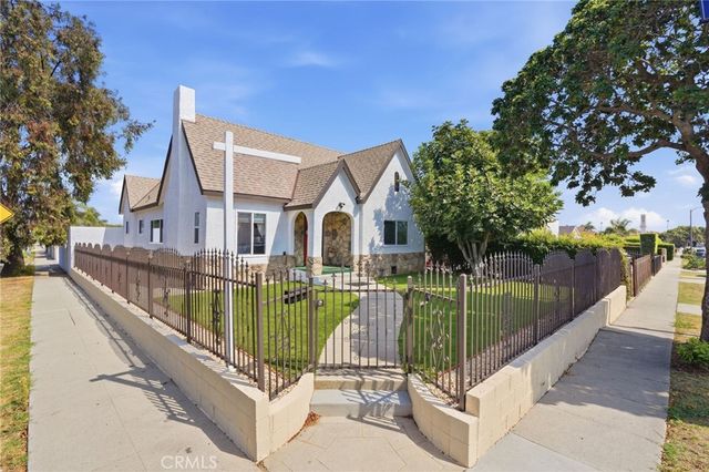 655 W 112th St, Los Angeles, CA 90044