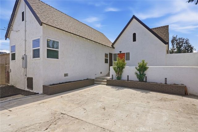655 W 112th St, Los Angeles, CA 90044