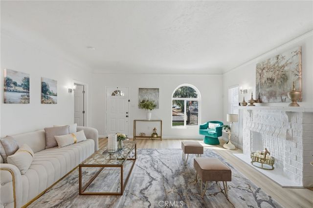 655 W 112th St, Los Angeles, CA 90044