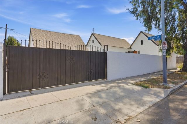 655 W 112th St, Los Angeles, CA 90044