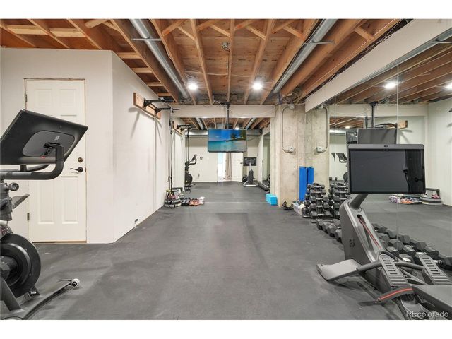 4600 S Columbine Ct, Englewood, CO 80113