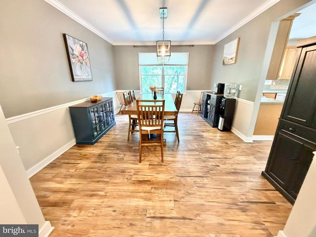 12 MILLINGTON CT, Columbus, NJ 08022
